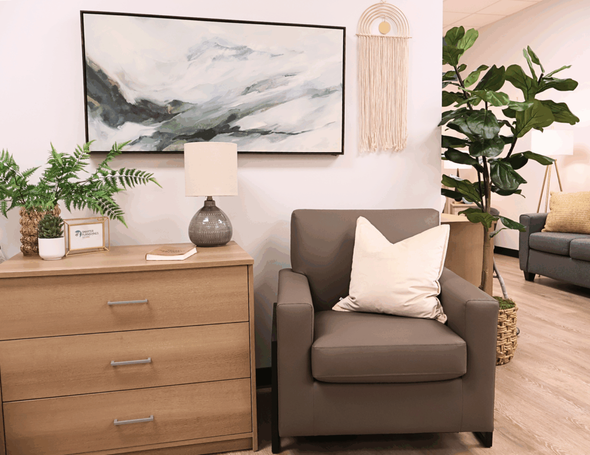 Orchard Park Lounge Chair - Image 3