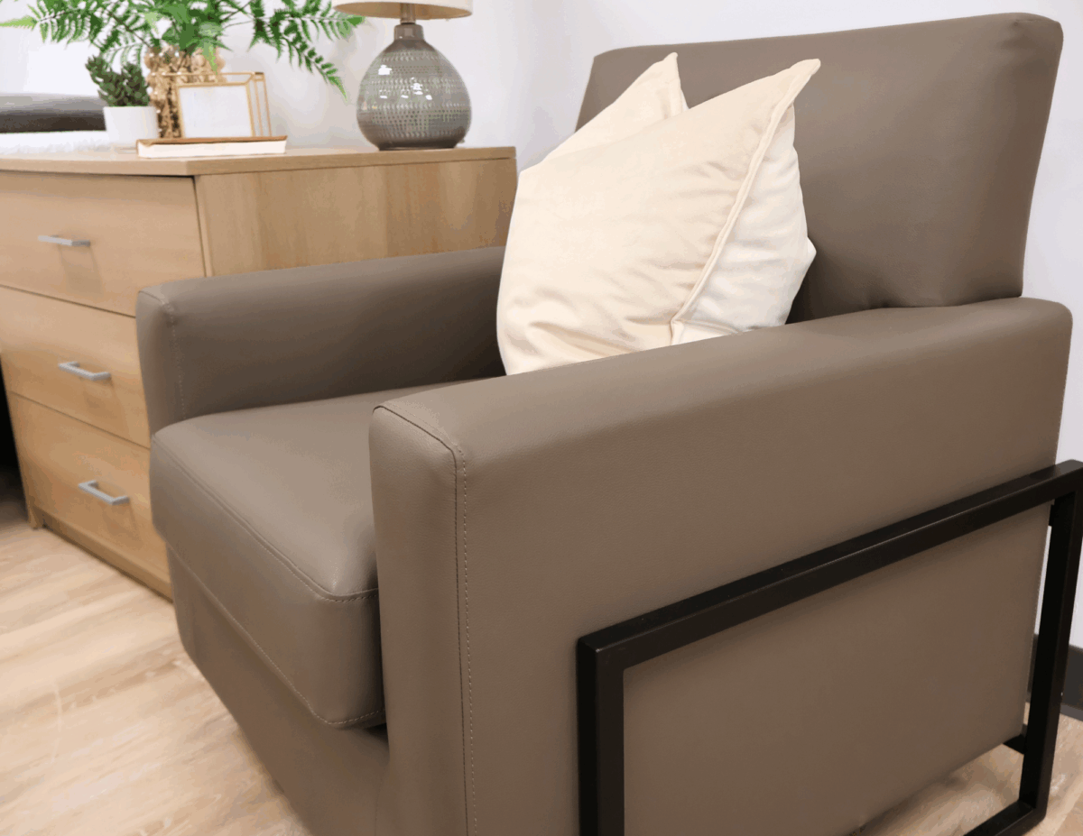 Orchard Park Lounge Chair - Image 4